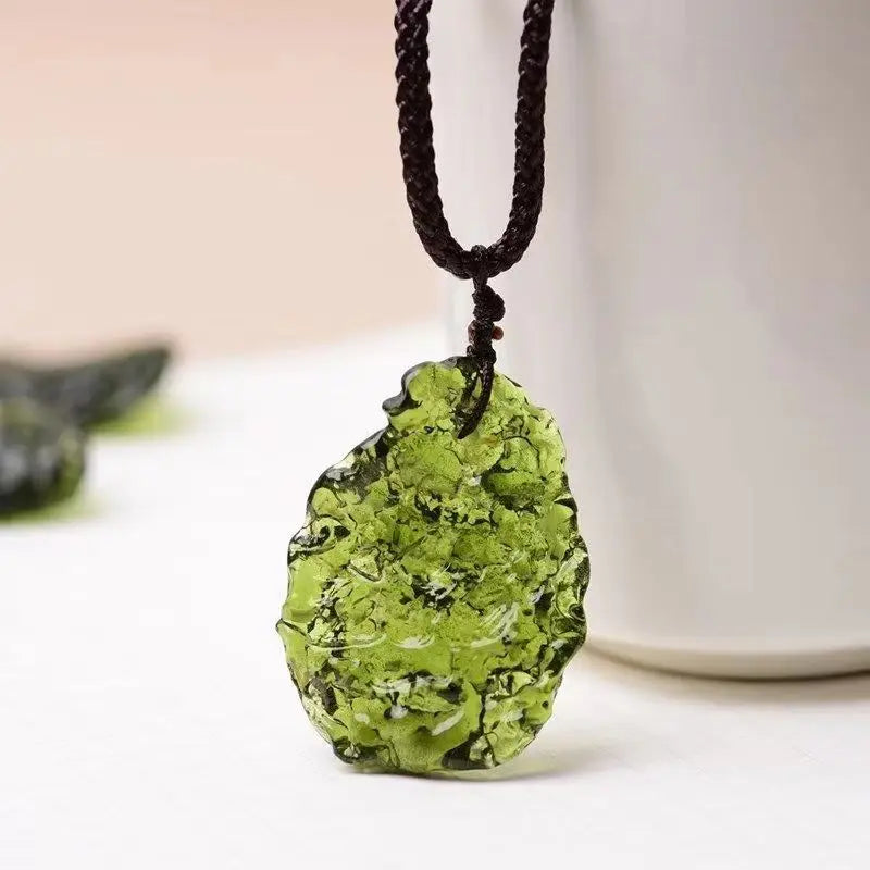 Highest Grade Natural Green Czech Moldavite Meteorite Necklace Pendant Chakra Healing