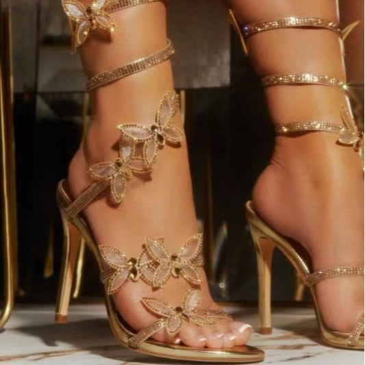 Strass glänzende Schmetterlings-Riemchensandalen mit Stiletto-Absatz